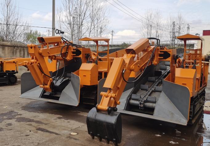 怎么操作履帶扒渣機(jī)呢？快來(lái)看看吧！