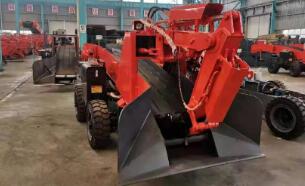 操作扒渣機(jī)前，作業(yè)環(huán)境必須排查！